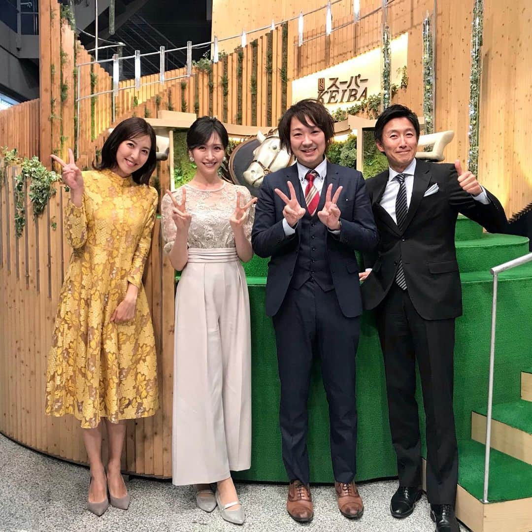 横山ルリカさんのインスタグラム写真 - (横山ルリカInstagram)「. BSスーパーKEIBAありがとうございました👑  ダービー馬4頭の競演となったジャパンカップは、ラストランのコントレイルが見事、有終の美を飾りました👏👏👏  コントレイルの強さと、 福永騎手の男泣きに鼻水出るくらい泣いた〜😭😭😭  なんて素晴らしいレース😭😭😭  #ありがとう #コントレイル #福永祐一 騎手 #ジャパンカップ #おめでとうございます #✈️✈️✈️ #お疲れ様でした  #BSフジ #BSスーパーKEIBA #randa」11月28日 21時47分 - rurika_yokoyama_official