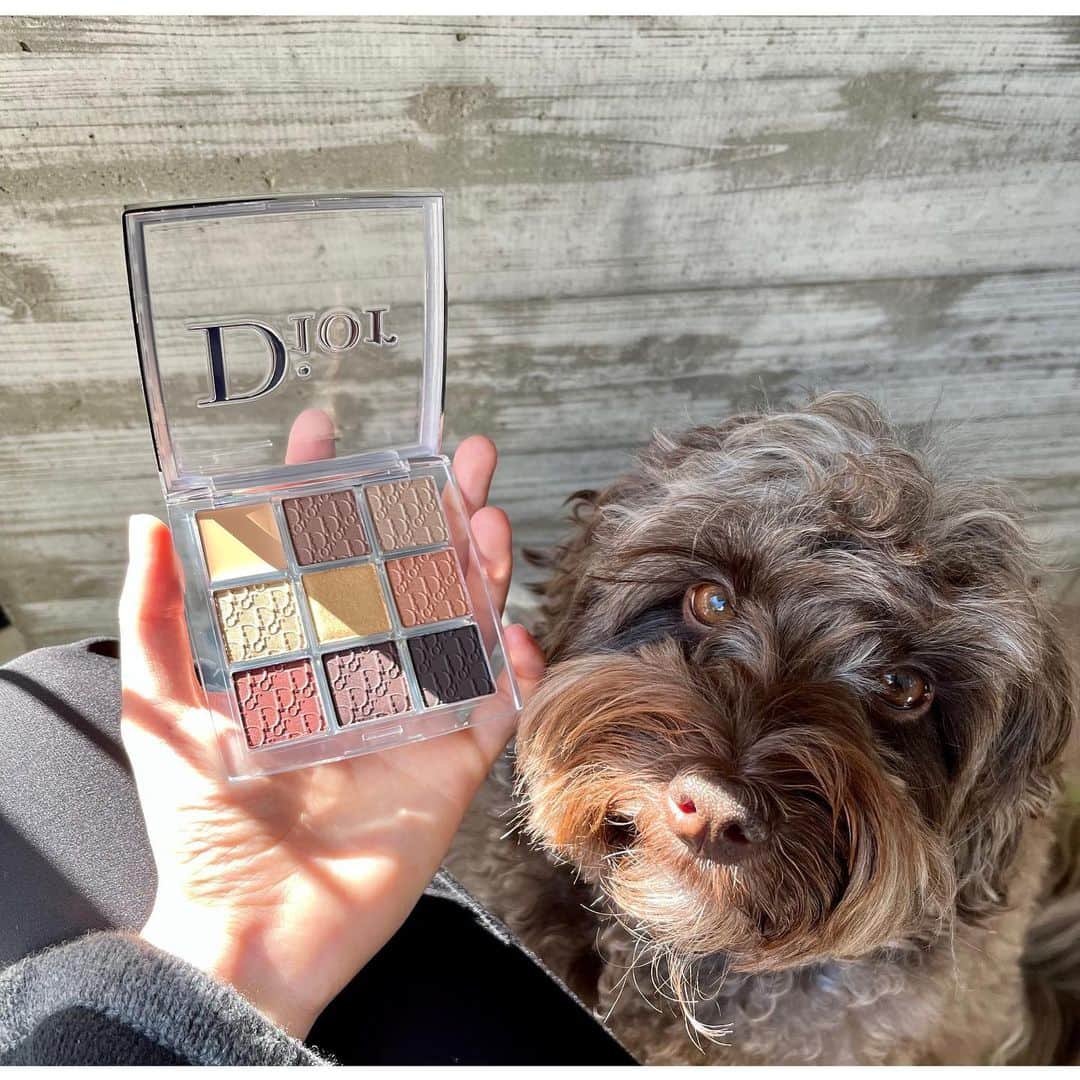 木村心美さんのインスタグラム写真 - (木村心美Instagram)「@diorbeauty のバックステージアイシャドウパレットとDiorアディクトリップマキシマイザーを使ってこの日はメイクしました！（眉もアイシャドウで色を統一してみました。良い、、！）🥰 Dior公式オンラインブティックにて12月3日より、Diorバックステージ ホリデー コレクションが数量限定発売されるそうです！🤩 使っているパレットは006のブロンズです。マキシマイザーは026のプラム。✨ 可愛い、、、（紫メイク大好きです。）🤤🤍 ・  #モデルなｱﾑﾘﾝ  ・ @dior @diorbeauty」11月28日 22時56分 - cocomi_553_official