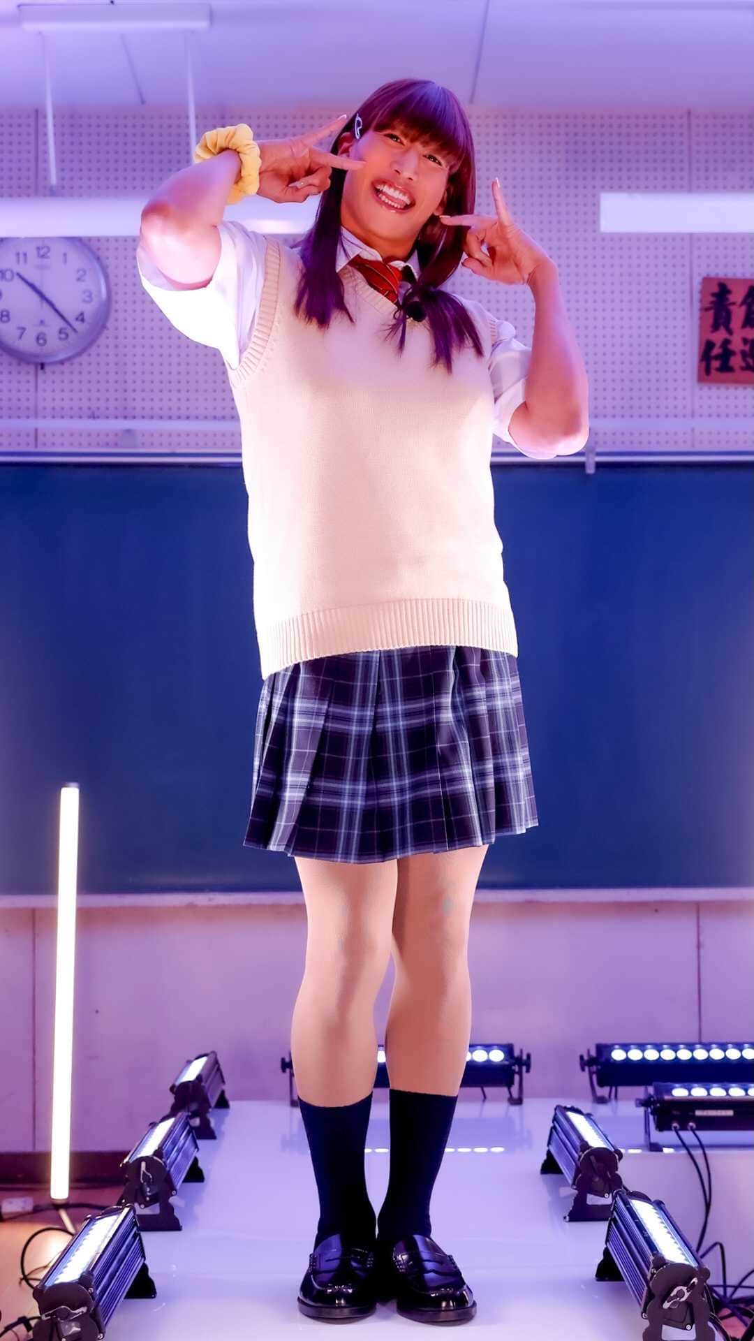 GENERATIONS高校TVのインスタグラム：「もしもGENEがJKになったら選手権！ メルンディーがJKコーデのポイントを教えてくれたよ🧡 メルンディーのコーデかわいいと思う人🙋🏻‍♀️  #gene高 #ジェネ高 #generations高校tv #gene #generations #ジェネ #ジェネレーションズ #generationsfromexiletribe #ldh #白濱亜嵐 #片寄涼太 #数原龍友 #小森隼 #佐野玲於 #関口メンディー #中務裕太 #もしもGENEがJKになったら選手権 #もしもgeneがjkになったら」