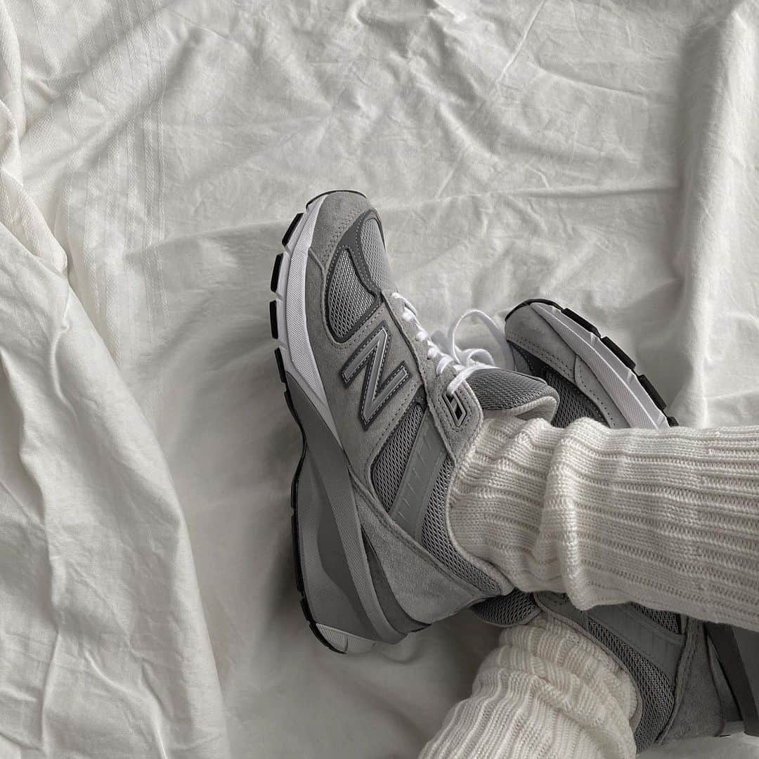 TOMOのインスタグラム：「@newbalance   #newbalance #newbalance990」