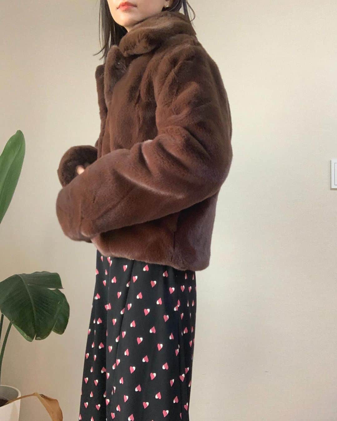 大畑ありさのインスタグラム：「エコファーコート♡ 一生好きな、アイテムです🧸」