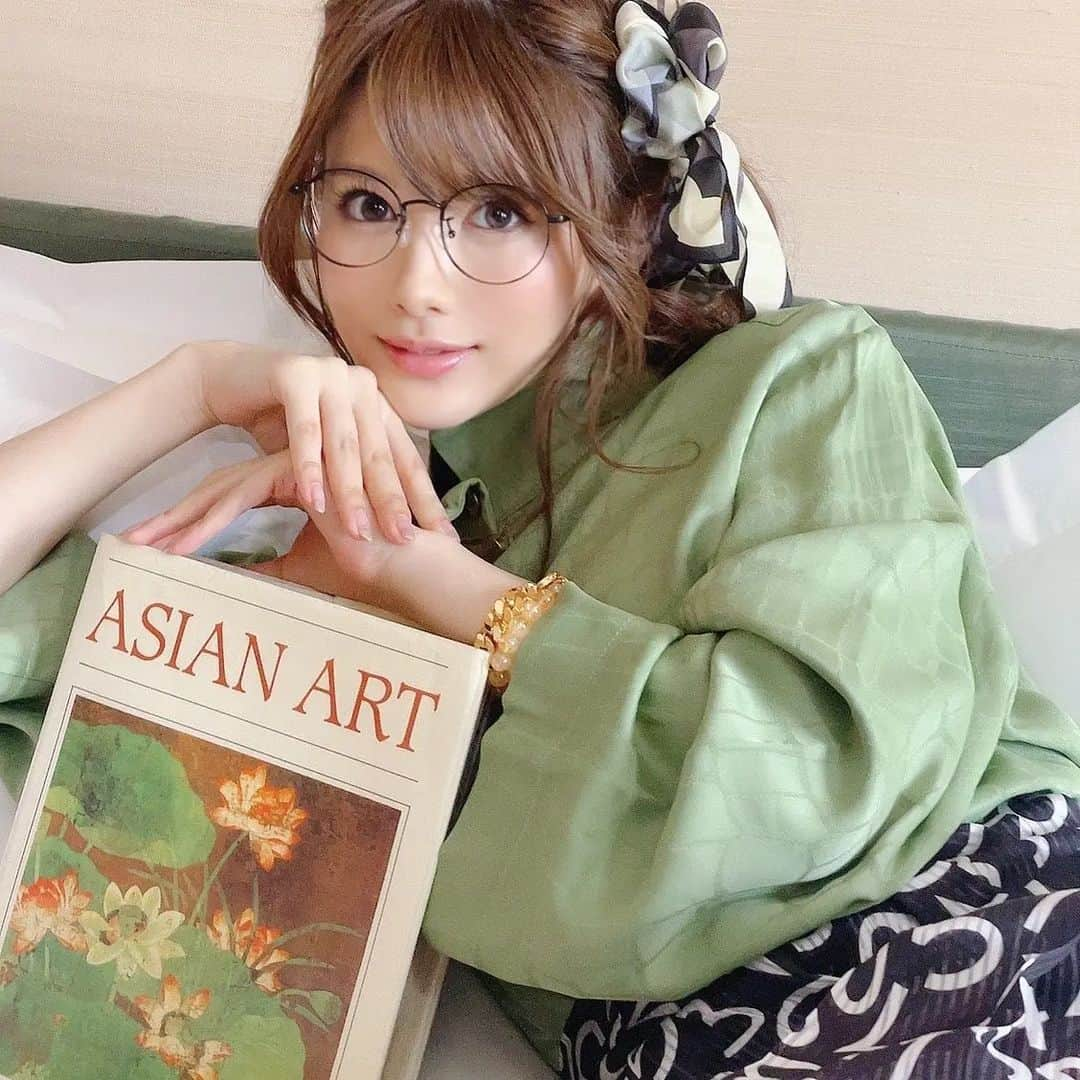 一劍浣春秋さんのインスタグラム写真 - (一劍浣春秋Instagram)「我一直覺得經紀公司應該替相沢みなみ請一個很會照相的經紀人……  #相沢みなみ #相澤南 #一劍浣春秋」11月29日 18時38分 - chee828