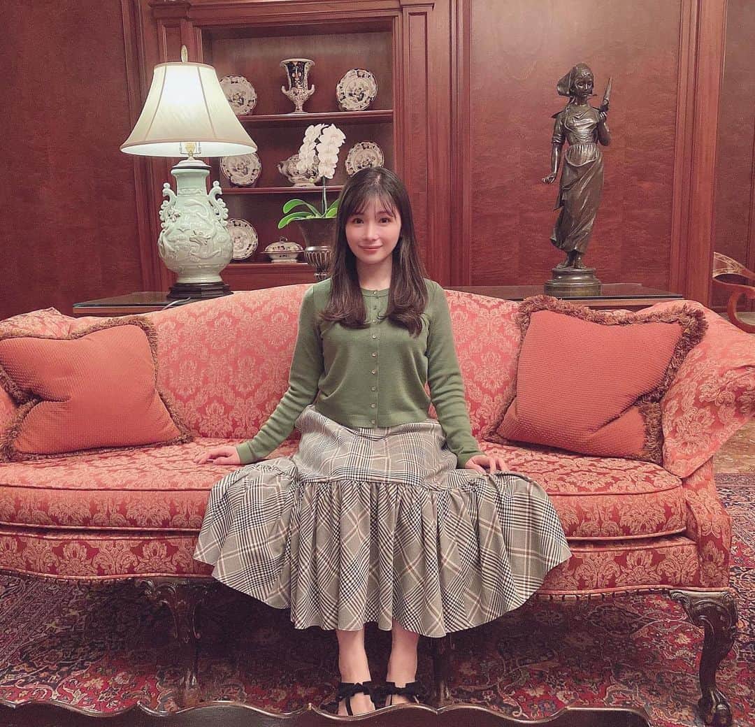 のインスタグラム：「大阪リッツの北京ダック、美味し過ぎた、優勝🥺🏅  西日本育ちだからか🤔関西の味大好き、どこも美味しい🧡💛  また食べたいなあ🤤  #ritzcarlton #リッツカールトン大阪 #foxey」