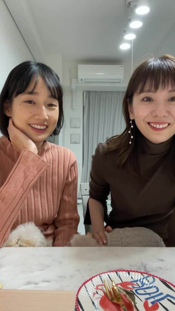 高嶋香帆のインスタグラム：「12月10日金20:00より配信イベントを行います🎄 詳細はTwitterでお知らせしますのでチェックして下さい🥰@yuma_asami0324」