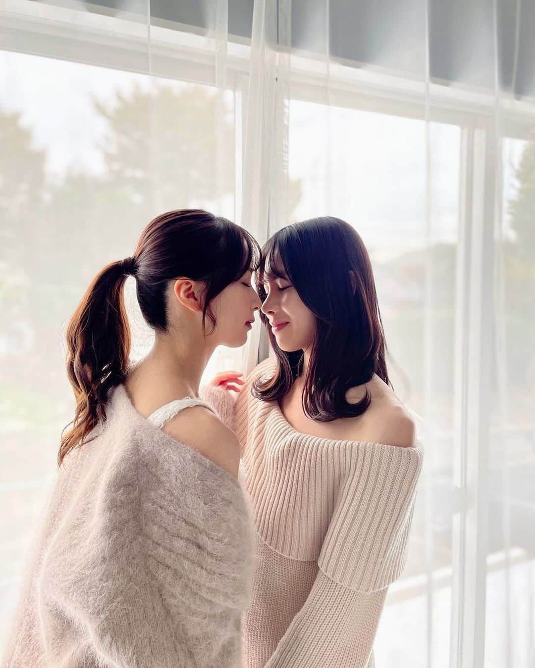 白沢かなえのインスタグラム：「アップトゥボーイさん 好評発売中です🙈💞  #アップトゥボーイ  #グラビア」