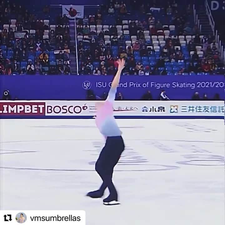 ローマン・サドフスキーのインスタグラム：「Just got back home from Rostelecom Cup 😎 it wasn’t perfect, but I had 2 really strong performances and a personal best score. Wanted to say thank you to everyone for their support! ❤️  🎥 @vmsumbrellas」