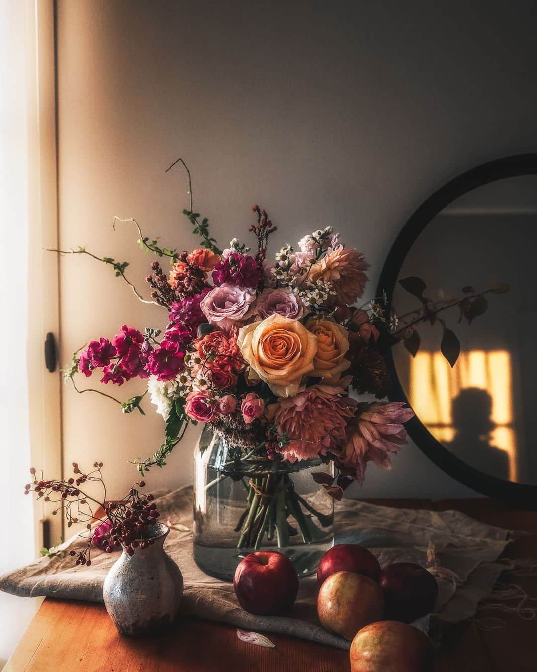 柳澤麻衣のインスタグラム：「Goodbye autumn. Time flies so fast🍂👋  11月最終日」