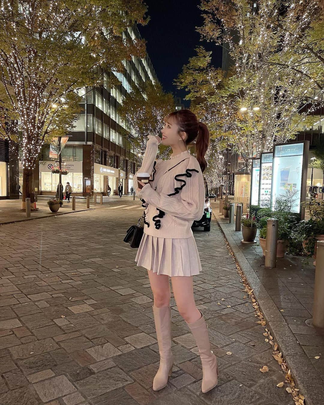 伊藤桃々さんのインスタグラム写真 - (伊藤桃々Instagram)「イルミネーションももさん🍑  #ootd」11月30日 19時26分 - __peachstagram__