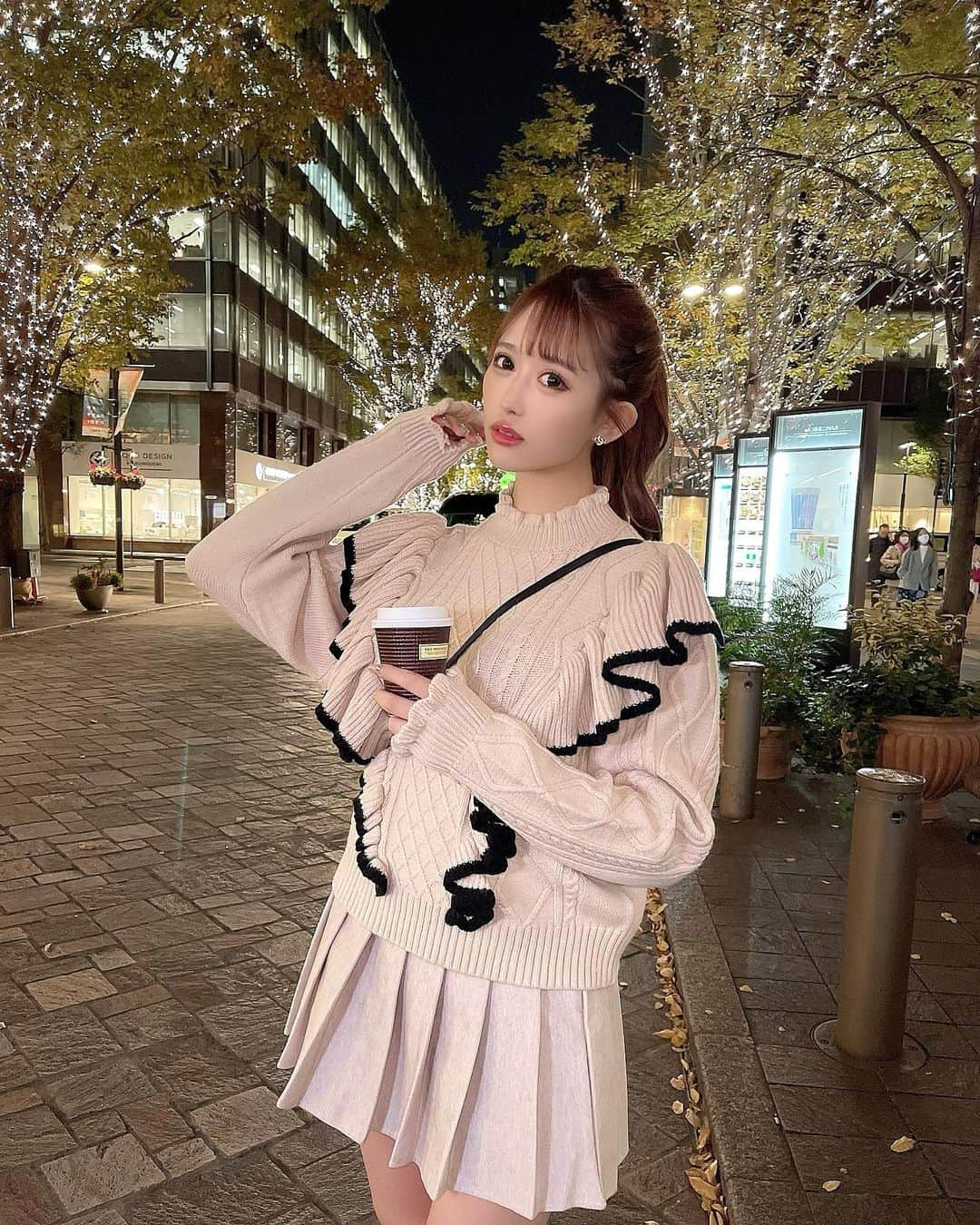 伊藤桃々さんのインスタグラム写真 - (伊藤桃々Instagram)「イルミネーションももさん🍑  #ootd」11月30日 19時26分 - __peachstagram__