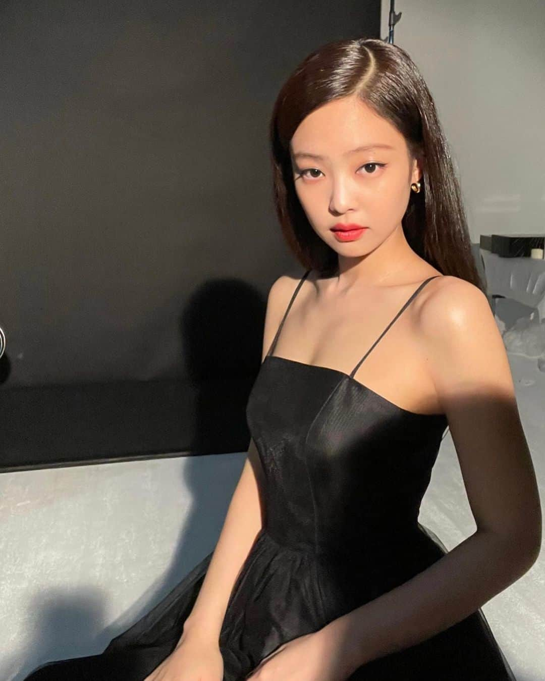 ジェニーさんのインスタグラム写真 - (ジェニーInstagram)「🖤헤라촬영날🖤」11月30日 21時31分 - jennierubyjane