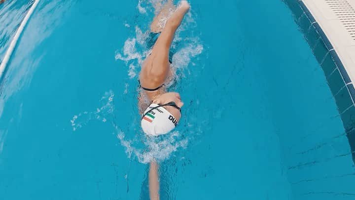 ズザンナ・ヤカボスのインスタグラム：「what did you swim today?  🎥 @peterjuhaszfilms  .  . . . . #swim #swimming #swimmer #sport #fit #training #practice #swimmingpool #water #swimmerslife #pooldeck #pool #getfit #getfitstayfit #healthylifestyle #bikini #swimwear #swimsuit #workout #workoutmotivation #workoutroutine #getitdone #arenawaterinstinct #arenaicons #yesarena」