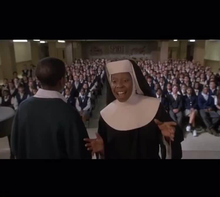 クリー・ハリソンのインスタグラム：「If you’ve ever wondered whats goin on in my head… it’s usually this scene from Sister Act II  Go head, try & hit that note.  #ohhappyday #icanteventhinkthathigh」