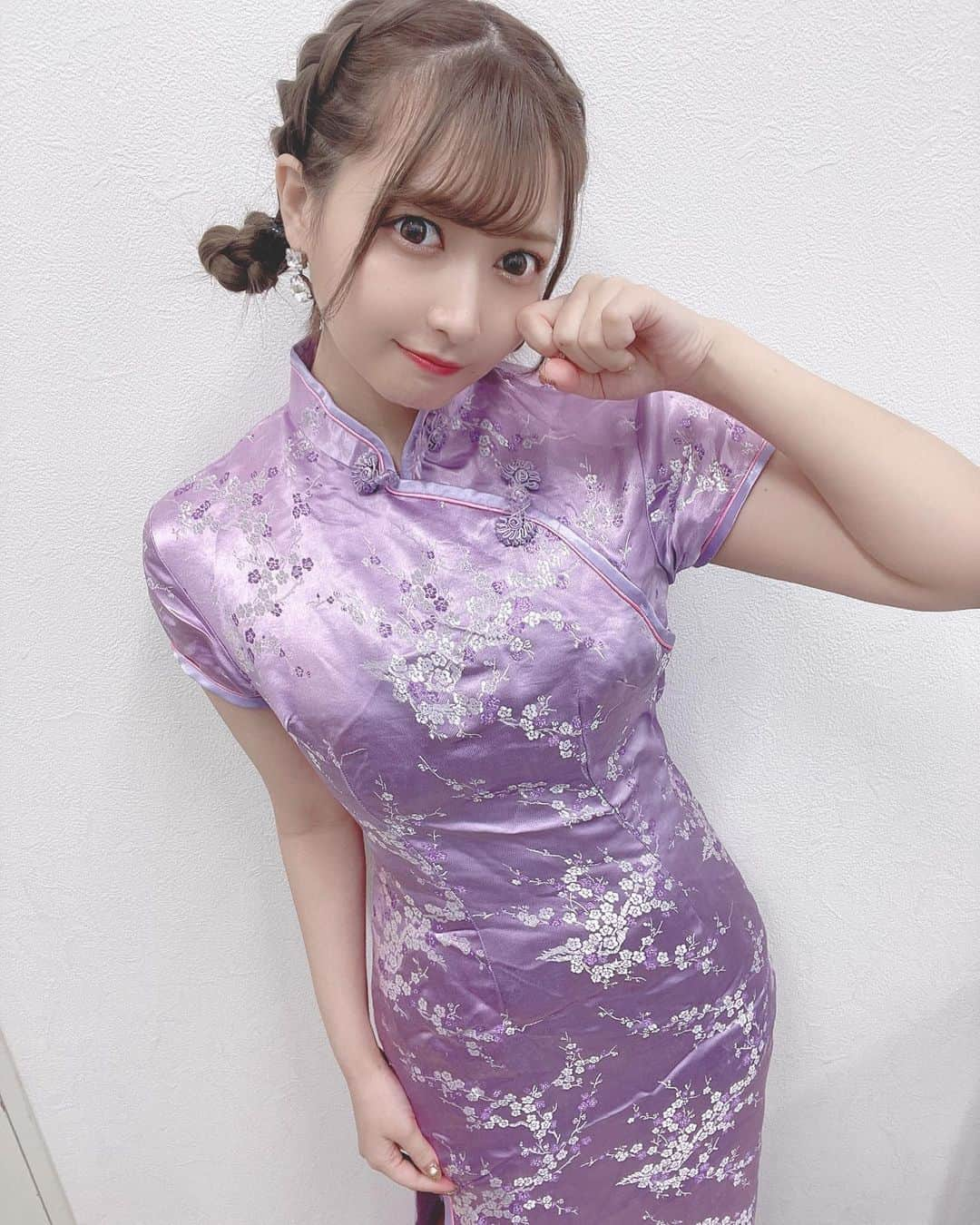 太田里織菜のインスタグラム：「. . りおチャイナ♡♡♡いやんっっ . . #らぶどる #チャイナドレス」