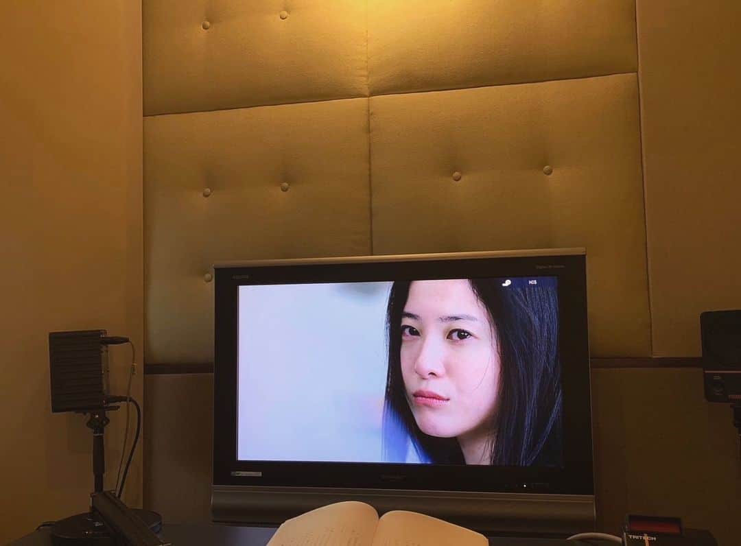 最愛のインスタグラム：「8話完成しましたーっ‼︎ 今回スタッフお気に入りの梨央さんのこの梨央さんの表情！ 果たしてどんなシーンなのでしょうか…😳⁉︎  #最愛ドラマ #tbs #吉高由里子 #第8話12月3日夜10時」