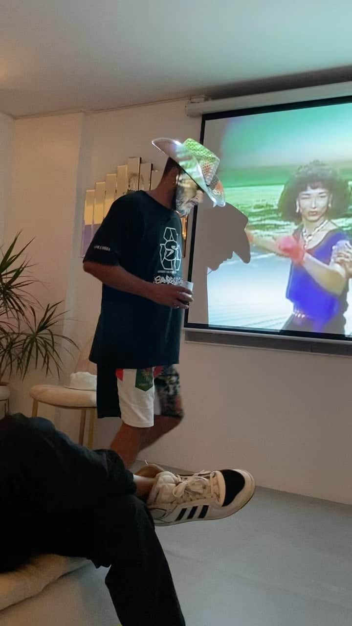 アーマンド・ヴァン・ヘルデンのインスタグラム