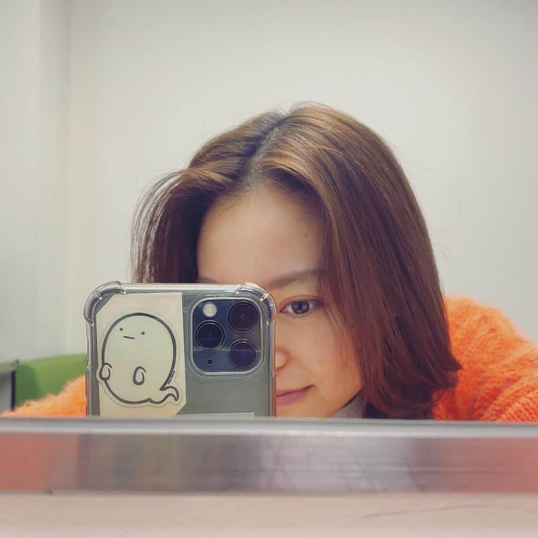 田辺桃子さんのインスタグラム写真 - (田辺桃子Instagram)「恋です!~ヤンキー君と白杖ガール~ 第8話　このあと22時から！是非☺︎  このおばけ、暗いところだとひかるんです。お守り。笑」12月1日 20時56分 - momoko__tanabe