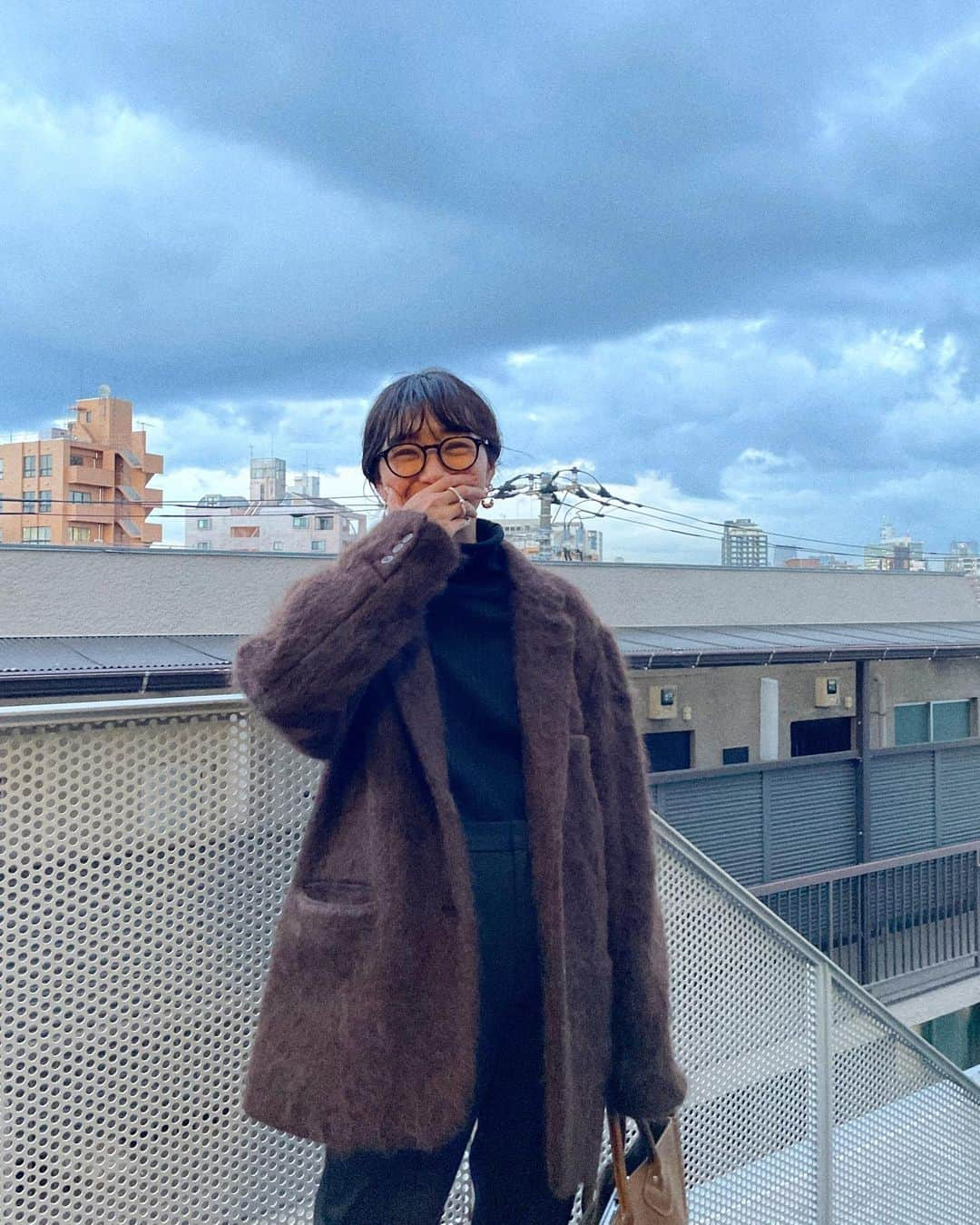 ungrid_yurieさんのインスタグラム写真 - (ungrid_yurieInstagram)「. こんな日もあります。私服🪐#知久カジ  アウター #etretokyo  ニット #searoomlynn パンツ #enof ブーツ #todayful  バッグ #blancle」12月1日 23時01分 - chiku_y34