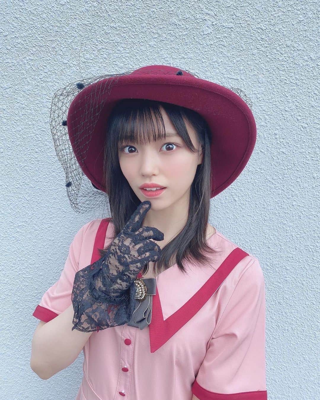 岩田陽菜のインスタグラム：「レトロ繋がりで今月の生写真はレトロガールになれて嬉しかった〜☼🏰💓☼ ⁡ ⁡ ⁡ #STU48#アイドル#レトロ#レトロガール#retro#生写真#オフショット」