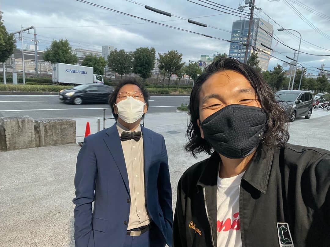 盛山晋太郎のインスタグラム：「公式マークついてる人と撮らせてもらったら公式マークつくかなぁ  ※申請したか？とよく頂きますが、もちろん出来ることはすべてやっておりますので🙇‍♂️」