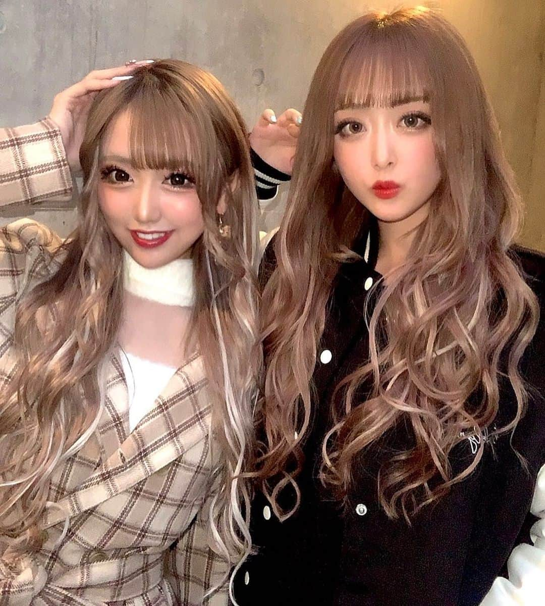 egg公式さんのインスタグラム写真 - (egg公式Instagram)「💖today's egg snap💖  みりちゃむ&りせりの 仲良しツーショ🥰✨✨ 双子みたいで超かわいい❕❕  今日のeggちゃんねるで、重大なハッピーニュースが見れちゃうかも…😳❤️‍🔥❤️‍🔥  みんなCheckしてね🌴🌺  #egg #エッグ #エグモ #ギャル #ぎゃう #ギャルコーデ #ぎゃるしか勝たん #GAL #半熟卵っち #HIPHOP #ギャルラップ #ギャルが一番かわいい」11月8日 19時01分 - new_eggofficial