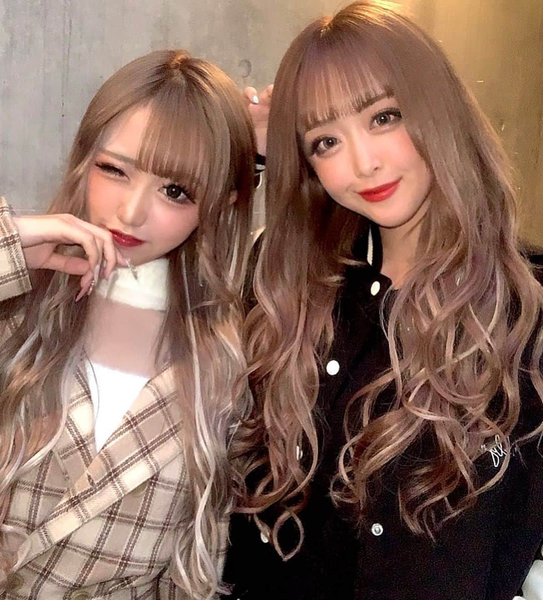 egg公式さんのインスタグラム写真 - (egg公式Instagram)「💖today's egg snap💖  みりちゃむ&りせりの 仲良しツーショ🥰✨✨ 双子みたいで超かわいい❕❕  今日のeggちゃんねるで、重大なハッピーニュースが見れちゃうかも…😳❤️‍🔥❤️‍🔥  みんなCheckしてね🌴🌺  #egg #エッグ #エグモ #ギャル #ぎゃう #ギャルコーデ #ぎゃるしか勝たん #GAL #半熟卵っち #HIPHOP #ギャルラップ #ギャルが一番かわいい」11月8日 19時01分 - new_eggofficial