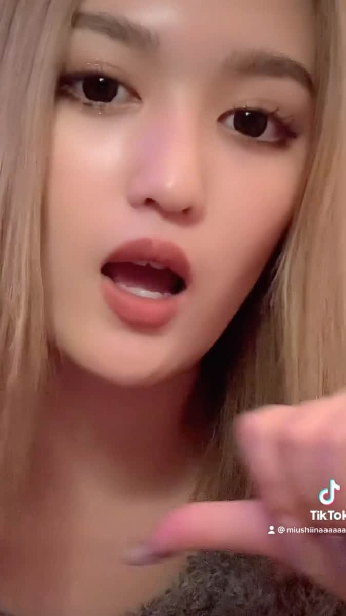 椎名美羽のインスタグラム：「🧏🏻‍♀️🧏🏻‍♀️🧏🏻‍♀️  #tiktok」