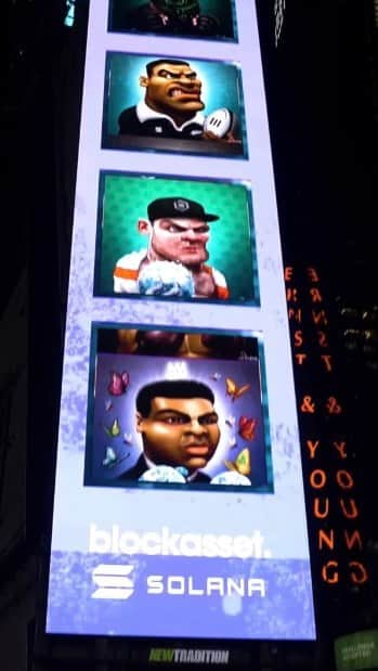 ウェイン・ルーニーのインスタグラム：「Delighted to be featured in the Blockasset launch at Time Square New York this week alongside @muhammadali, Jonah Lomu, @mikebisping and @aleksandrovechkinofficial for a sold out NFT collection by @dosbrak & @blockasset #NowLegends」