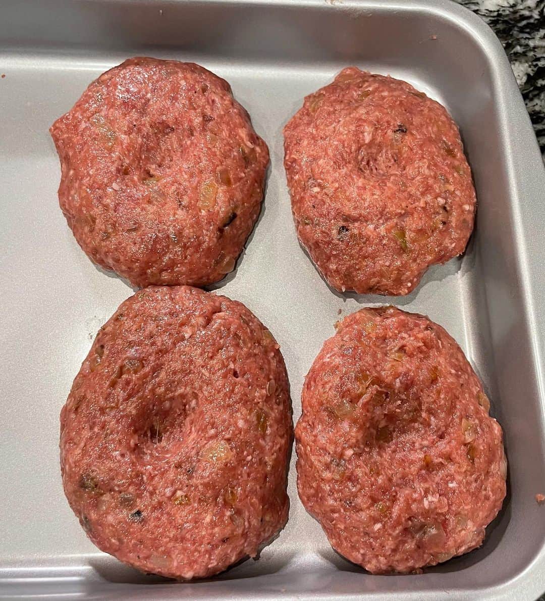 のインスタグラム：「千代丸バーグ🔥（完成後撮り忘れ）。かなり理想に近づいて来た。」