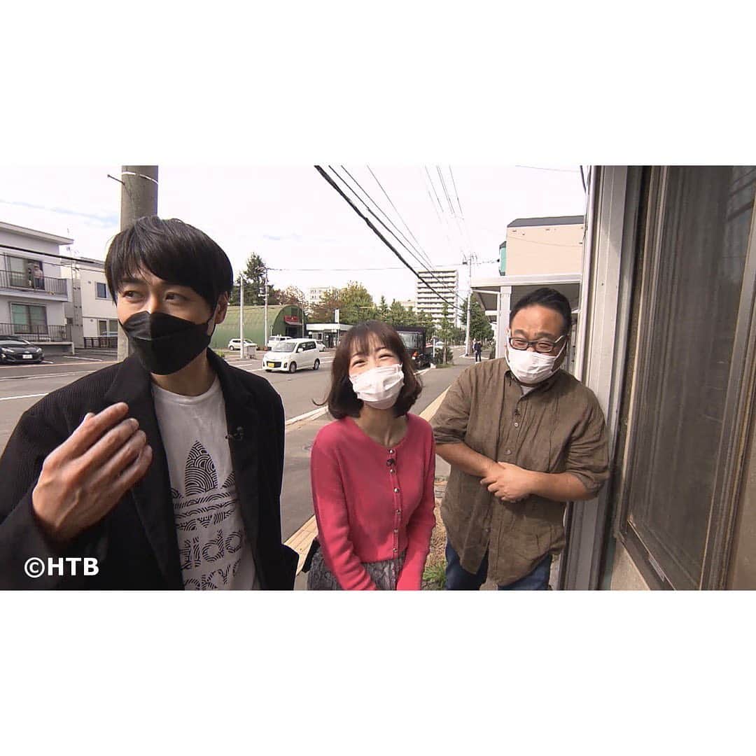 高橋春花のインスタグラム：「【おにぎりあたためますか】 今夜0:15からは！！ こだわったらキリがない！？ 北海道の食を応援…商品開発！ ドライ煮卵の開発に向け、 戸次チームは昆布と並ぶダシ素材「節(ぶし)」を攻めます。 ダシって奥が深くて楽しい…！！ 新人森アナウンサーが おにぎり号に初乗車です(^^)✨ 大泉チームはラーメン屋さんなのにカレーが評判のお店へ。 専門店顔負けの本格スパイスカレーに行くようです。 大泉さんたちはこんなことしてるのか！！ と、新鮮な気持ちで観ています。 美味しくて新しいもの作るぞーっ😆 #おにぎりあたためますか  #チームナックス  #大泉洋#戸次重幸  #オクラホマ#河野真也#藤尾仁志  #アナウンサー  #室岡里美#高橋春花#森唯菜#田口彩夏」