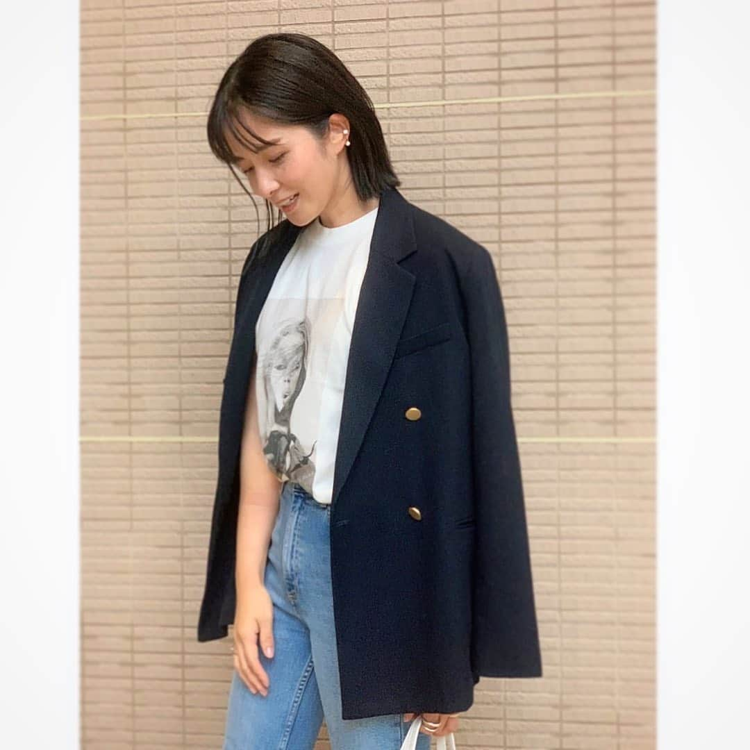 松木里菜さんのインスタグラム写真 - (松木里菜Instagram)「.｡･*.  このTシャツお気に入りです♪ ほかのプリントTもスウェットも大人かわいかった🤤❤️  @aninebingofficial   #アニービン  #aninebing  #阪急うめだ本店  #今月末 #popup やるらしい🙄✨ #大人カジュアル」11月9日 18時52分 - rinamatsuki613