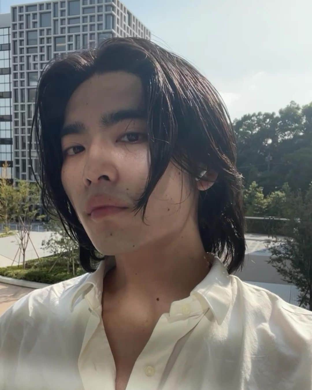 武内希璃のインスタグラム：「It’s been a while since my last post, my hair has grown longer now」