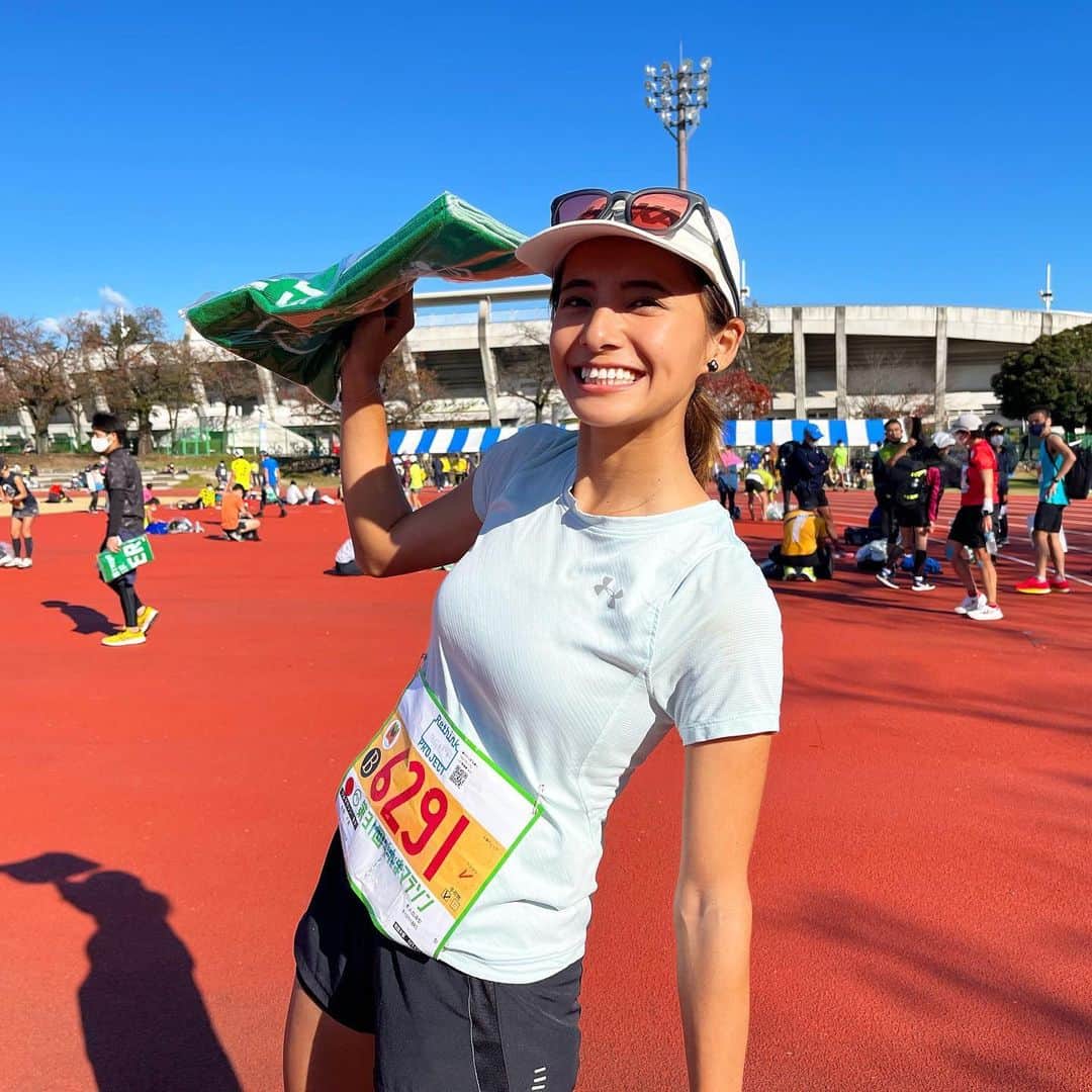 佐野千晃のインスタグラム：「⁡ そいやさそいやーさー ⁡ 昨日ぐんまマラソンのYouTubeあがったんだけど見てくれた？笑 ⁡ ちゃんとコメント書いてくれた？笑 ⁡ ちゃんと高評価押してくれた？笑 ⁡ よろしくだよ？笑 ⁡ YouTubeではタイムも言ってるよ← ⁡ #run #running #marathon #フルマラソン #マラソン #マラソン女子 #人生自由自在 #走る女子 #ファッション #ウェア #楽しく走る #ランニング #ジョギング #ぐんま　#ぐんまマラソン」