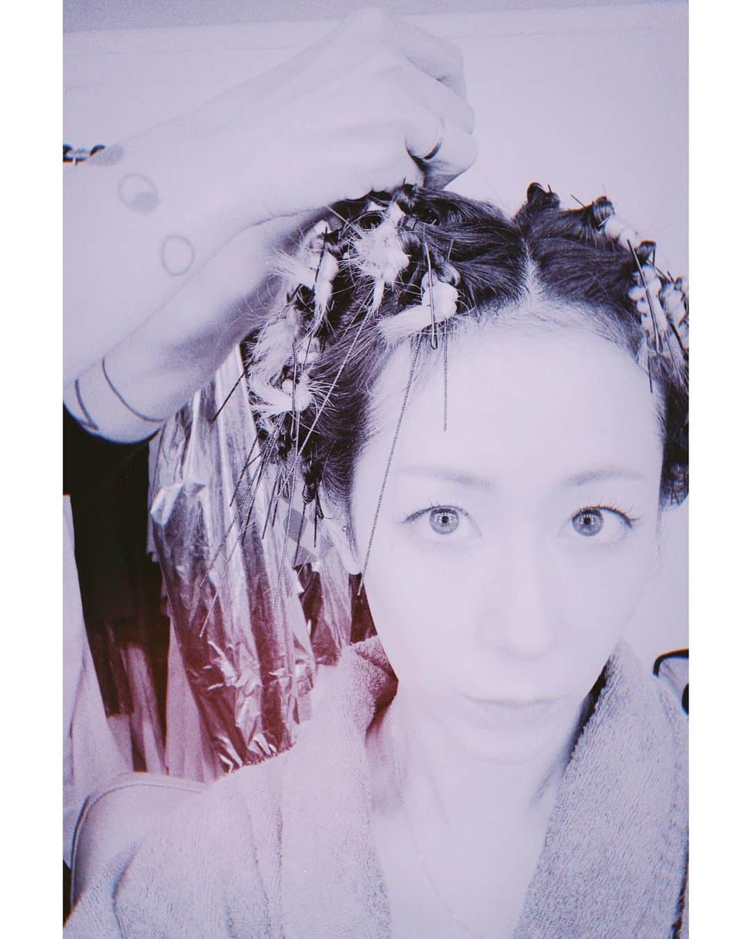 木村カエラさんのインスタグラム写真 - (木村カエラInstagram)「💫💫💫💫💫  #hair」11月9日 20時51分 - kaela_official
