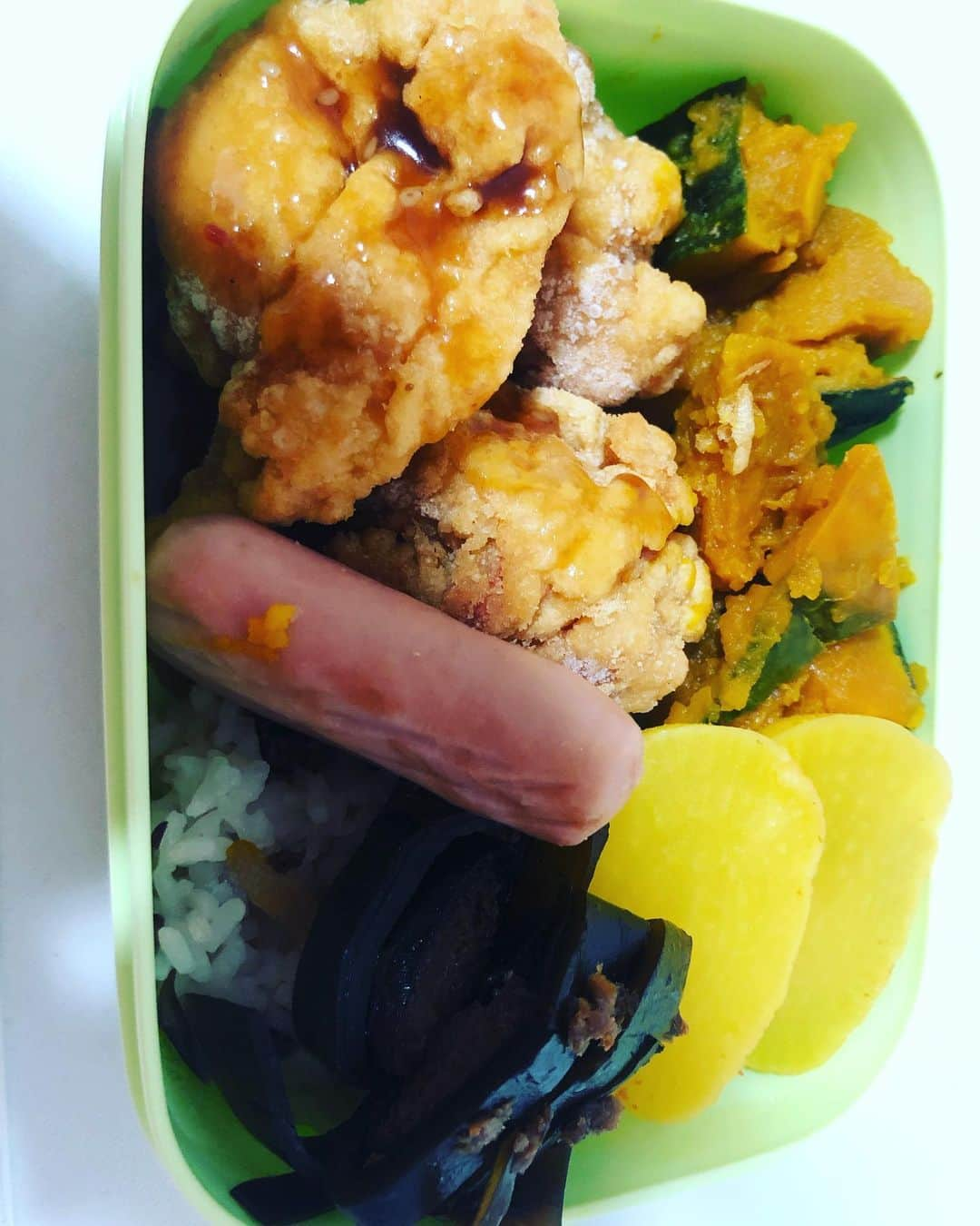 まなぶ（ステレオパンダ）さんのインスタグラム写真 - (まなぶ（ステレオパンダ）Instagram)「からあげ弁当」11月9日 20時59分 - manabu9pm