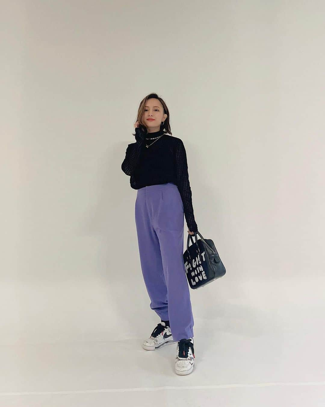 Julia Castroさんのインスタグラム写真 - (Julia CastroInstagram)「本日の私服♡  最近はシンプルスタイルの中にカラーアイテムを入れるのが自分の中での流行り✔️  話変わりますが、Instagram36万人. YouTube65万人ありがとうございます♡ どちらも切りがいい数字になった今日はハッピーな日☺️ これからも私のライフスタイルを沢山更新していくので引き続き楽しみにしててくれると嬉しいです💜 . #autumn #fall #outfit #ootd #outfitoftheday  #fallfashion  #秋服 #私服 #秋ファッション #julifashion」11月9日 21時05分 - julia.c.0209