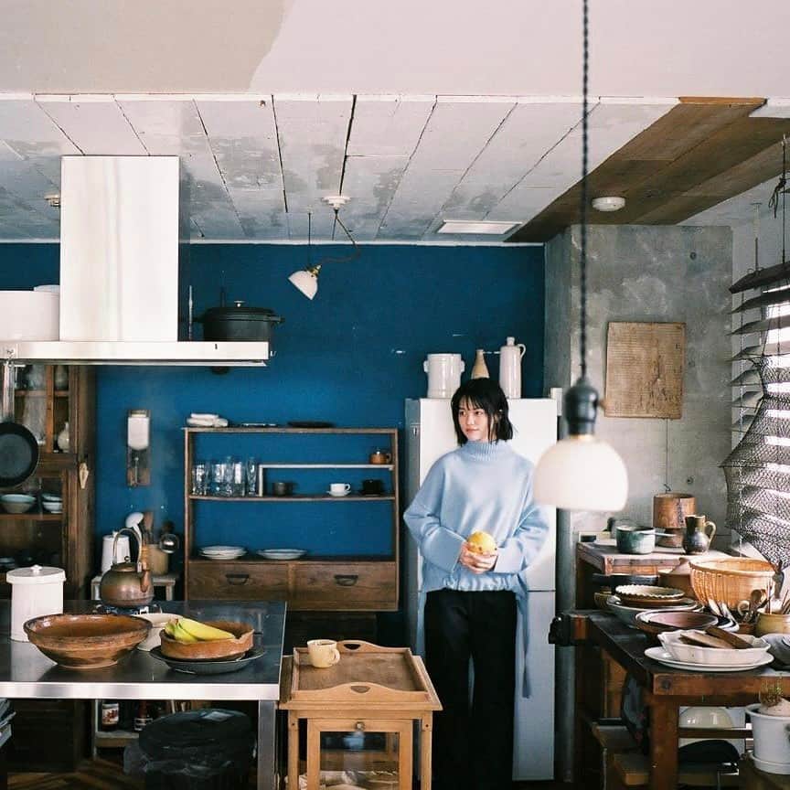 志田彩良のインスタグラム：「・ 偶然瓶がとんがり帽子みたいに！🍾」