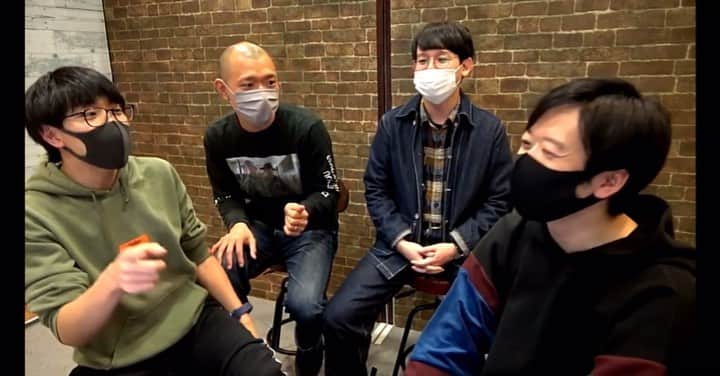 今井将人のインスタグラム：「11/9 マンゲキゲーム実況にて。 kento fukayaの「え、スマブラ二人は強いんですか？」を二人がフル無視する動画。 #フル無視」