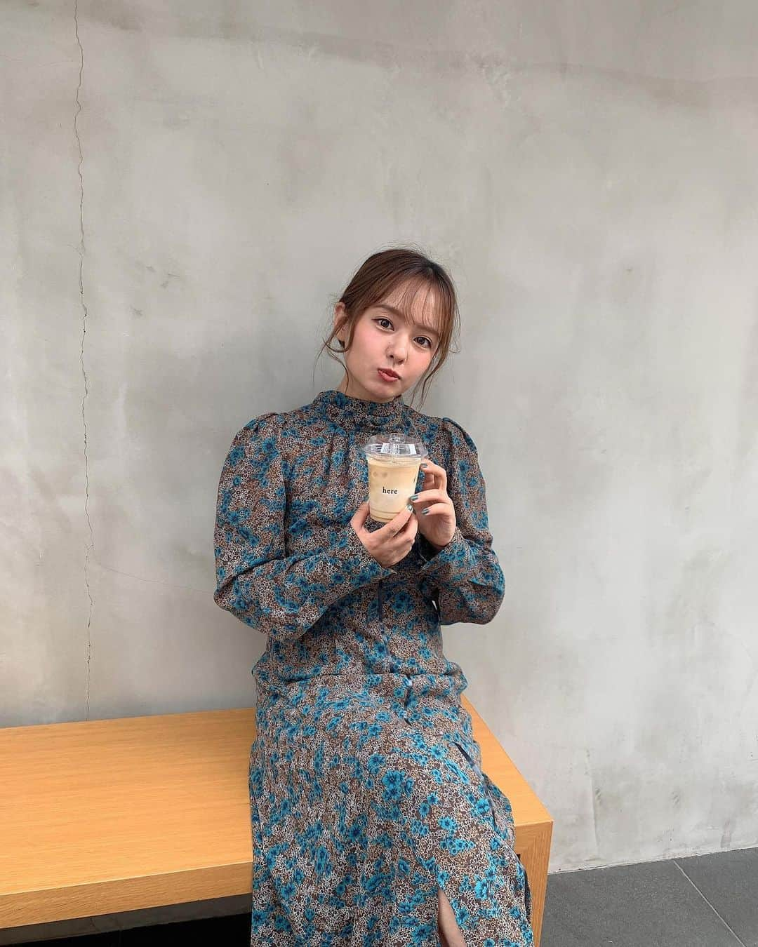 山田菜々さんのインスタグラム写真 - (山田菜々Instagram)「📍京都 / here  大阪京都旅行に行ったときは、 お母さんに写真を撮ってもらいました📷  1日目は指が入ったり🥲 どこ撮ってんねん😂！！みたいな写真だったけど(笑) 2日目はわたしの好きな感じに撮ってくれました🤫💓笑  #京都旅行 #京都カフェ #here」11月10日 12時48分 - tannana.yamada