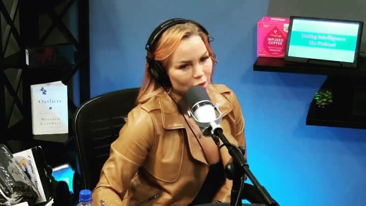 Lauren Drain Kaganのインスタグラム：「Short clip from @datingintelligence podcast with my girl @jamie_villamor We discuss all the diets I’ve used for myself and my clients, my motivation, relationship troubles around motivation & support etc. See my if stories to watch the whole podcast! Should I start my own podcast? What topics would you like to hear about?」
