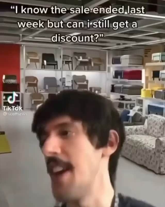 マット・マクゴリーのインスタグラム：「😂 @scottseiss」