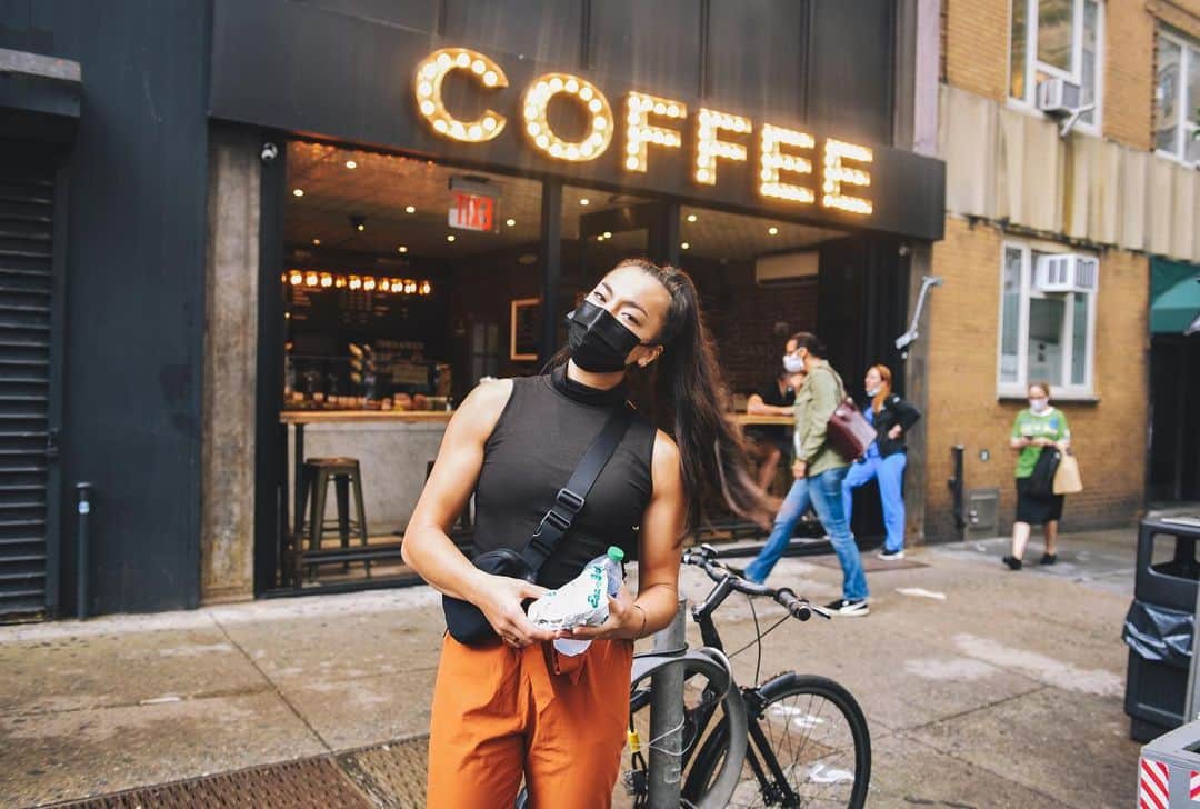 五十川舞香のインスタグラム：「Sometimes I think about what I wanted to be when I grew up. What I expected myself to become. I look at my days and wonder if I’m doing enough, if I’m being a good enough friend, or a contributing member of the world. I may not have conquered the modern world and become emperor like young-Maika expected (yet), but I hope I’m making my 5 year old self proud.」