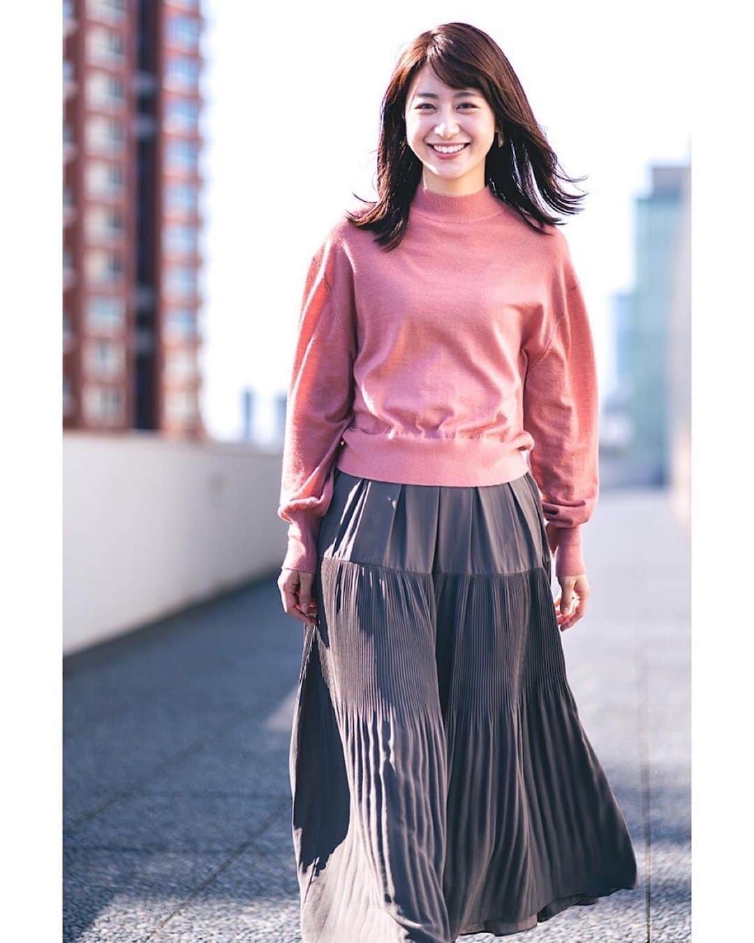 林美沙希さんのインスタグラム写真 - (林美沙希Instagram)「. おはようございます☀ 今日も一日頑張りましょう〜！ 東京はよく晴れています。  #annニュース#林美沙希#衣装」11月11日 9時18分 - misaki0hayashi