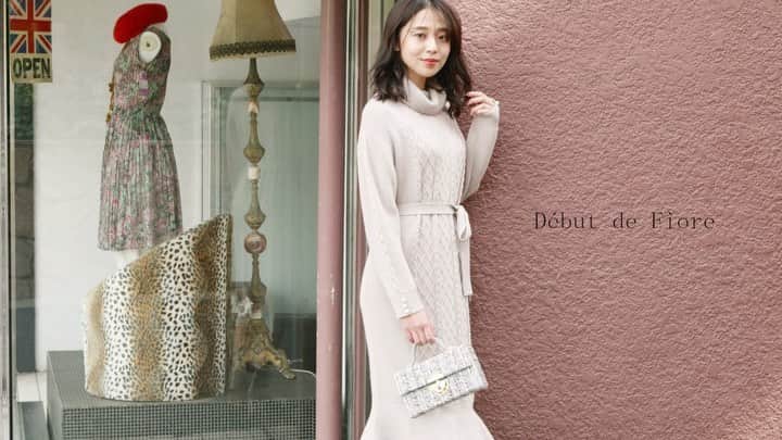 のインスタグラム：「🔸one-piece style🔸 ⁡ ケーブル裾フレアワンピース ¥24,200 ⁡ color/ｸﾞﾚｰﾍﾞｰｼﾞｭ ⁡ ⁡ 🔸LUMINE 10%OFF🔸 ⁡ 11/12(Fri)-21(Sun) ルミネカードのご利用で10%OFF!! ⁡ ⁡ 🔸Insta Live🔸 ⁡ 11/11(Thu)21:15〜 ルミネエスト新宿店より開催🙌 ⁡ 人気のコートランキングをご紹介します♪ ⁡ 配信アカウント →LAISSE PASSE公式Instagram ( @laisse_passe ) ⁡ ぜひご視聴ください😊🎀 ⁡ ⁡ ⁡ ⁡ #レッセパッセ #laissepasse #デビュードフィオレ #debutdefiore  #laissepasseonlinestore #レッセパッセオンラインストア #新作 #ワンピース #ワンピースコーデ #スカート #スカートコーデ #プリント #プリントワンピース #プリントスカート #ニット #ニットコーデ #コート #コートコーデ #コートスタイル #イベント #イベントスタイル #お出かけ #お出かけスポット #お出かけコーデ #クリスマス #オフスタイル #お仕事スタイル #お仕事コーデ  #ルミネ #ルミネカード」