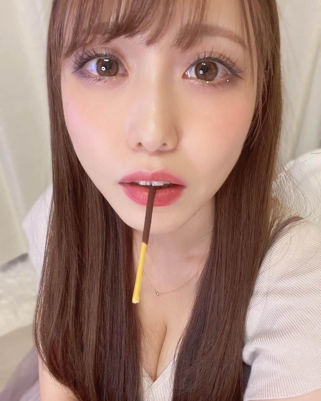 のインスタグラム：「今日はポッキーの日なんだってさ♡」