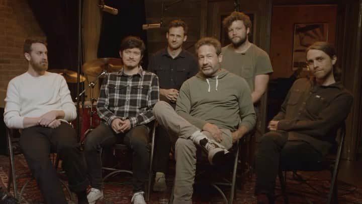 デイヴィッド・ドゥカヴニーのインスタグラム：「Join us tonight on @loopedlive – we’re sharing a q&a with the band, hosted by journalist Pamela Chelin (SPIN, Billboard, Rolling Stone).  Link in the bio for tickets and info.」