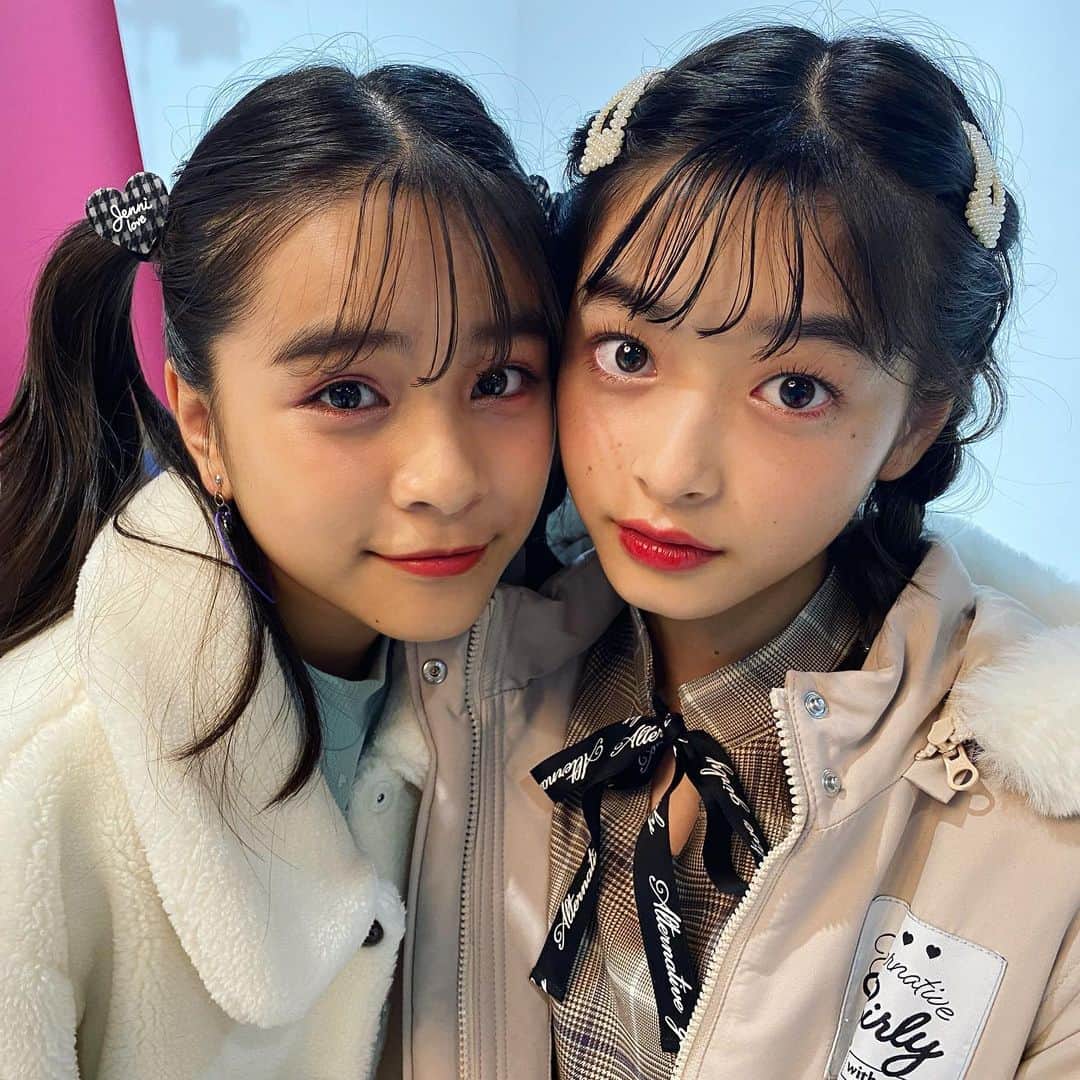 ニコ☆プチのインスタグラム：「. . かわいすぎかーー😫💗💗 #有坂心花 #滝口芽里衣 .」