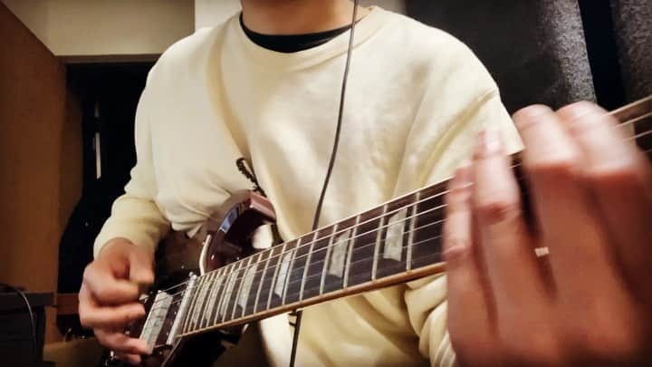 三澤勝洸のインスタグラム：「カッティング  ♯guitar」