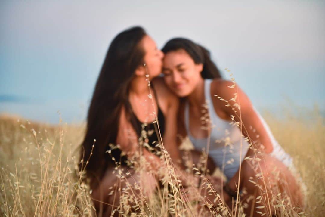 五十川舞香のインスタグラム：「Swipe to see how I feel about 2 years with @romanoalexa ➡️」