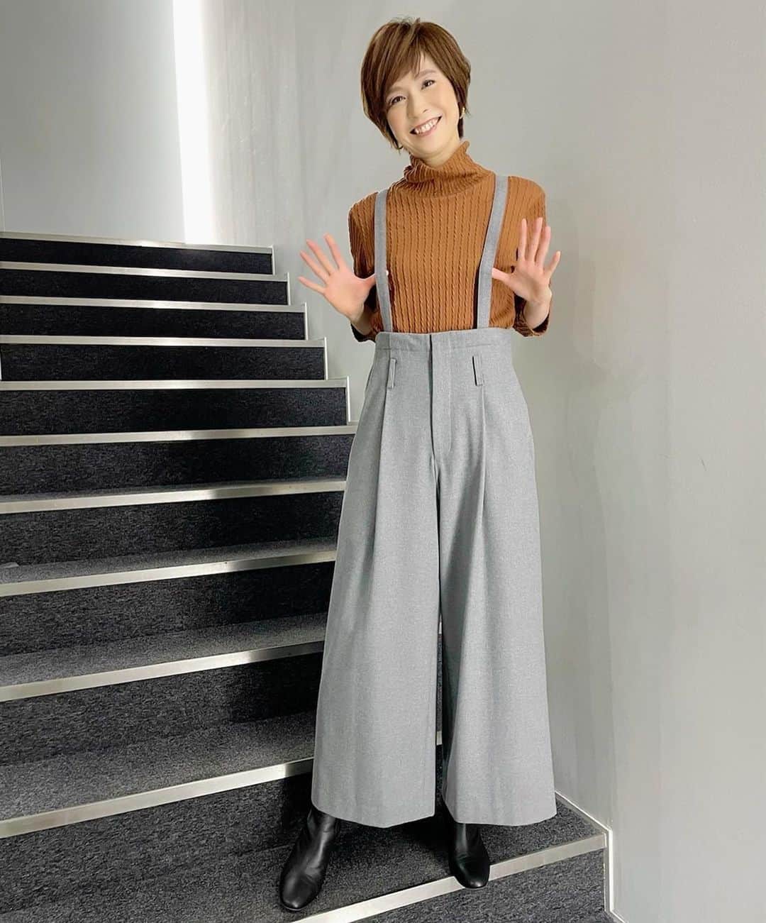 今村涼子さんのインスタグラム写真 - (今村涼子Instagram)「#衣装#RESPEC #Jチャン#クレヨンしんちゃん天気 今週もお疲れ様でした。」11月12日 21時19分 - ryoko.imamu