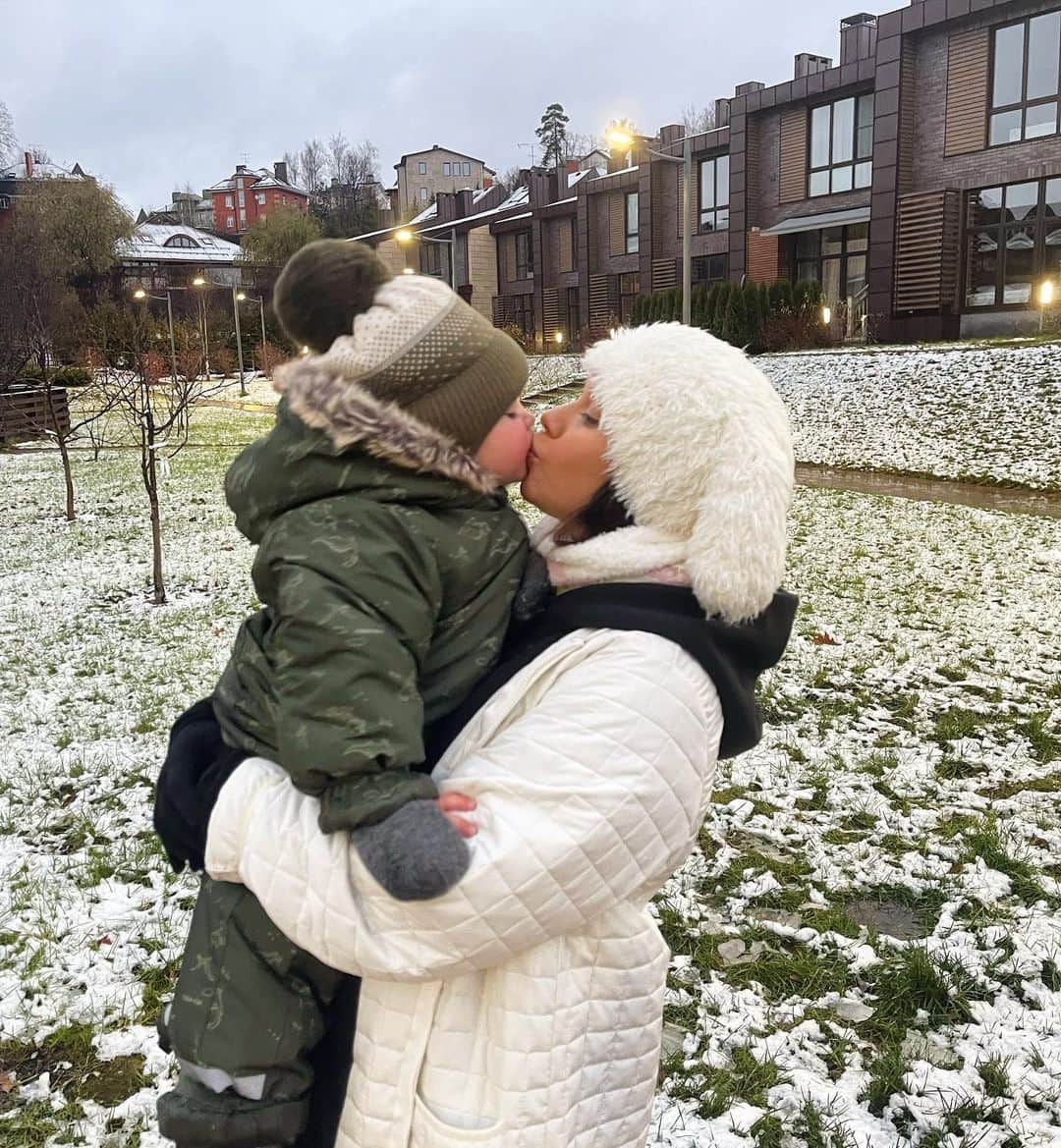 エレーナ・イリニフのインスタグラム：「Моя любовь ❤️ #MirPolunin」